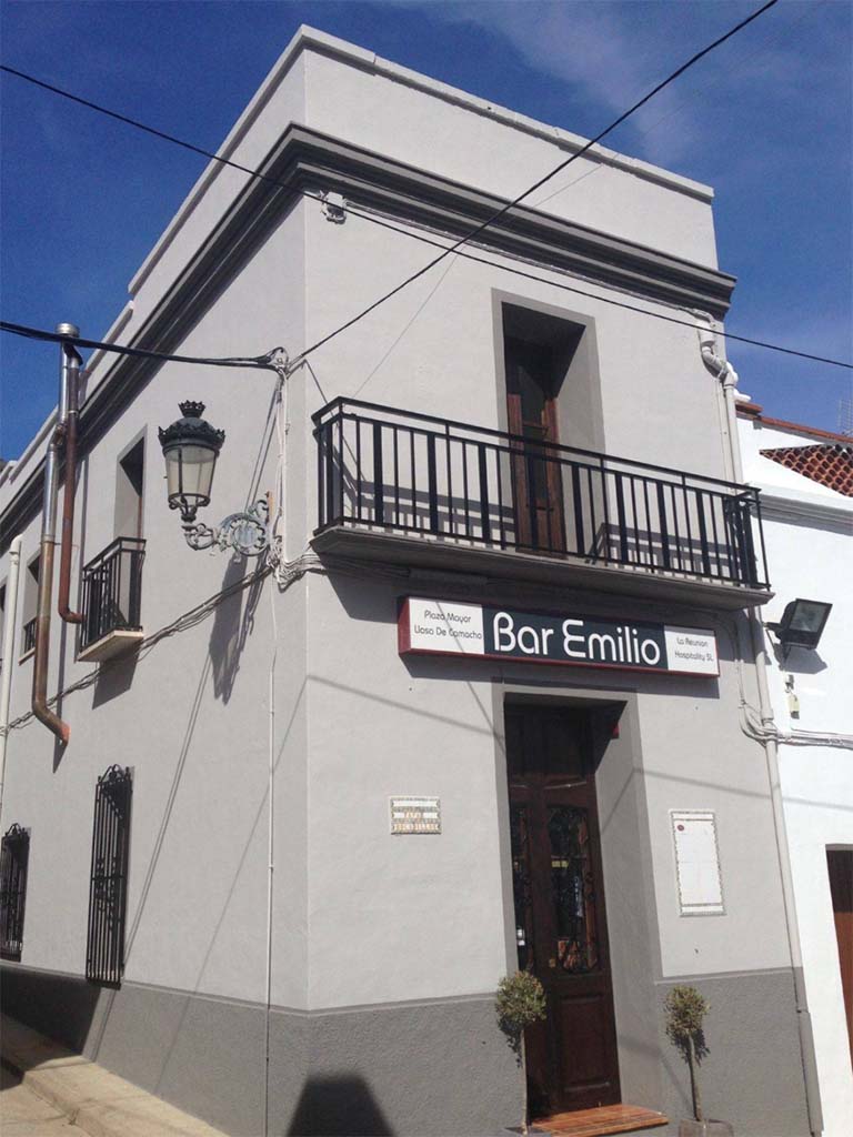 Bar Emilio, Llosa de Camacho